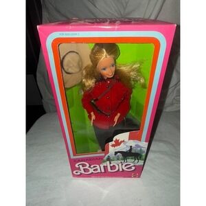 Vintage 1988 Canadian Barbie Doll Dolls of the World Collection New in‎ Box